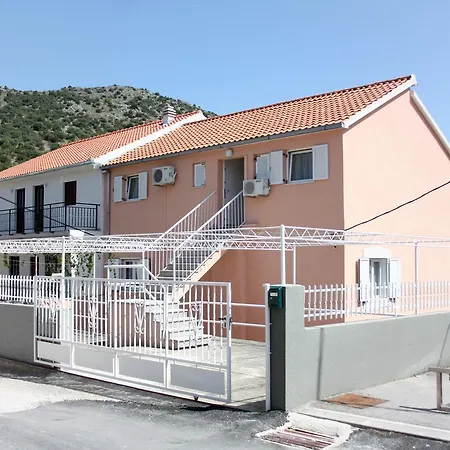 6116a Marina